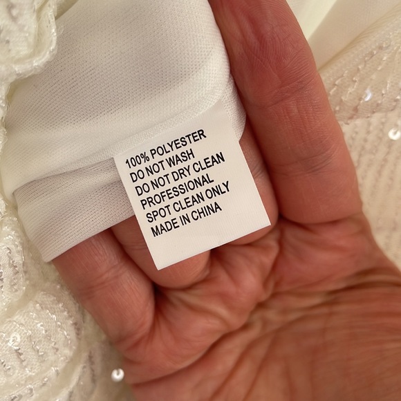 Ieena x Mac Duggal - White Sequined Drop Shoulder Faux Wrap Gown - Size 10 - Picture 16 of 17